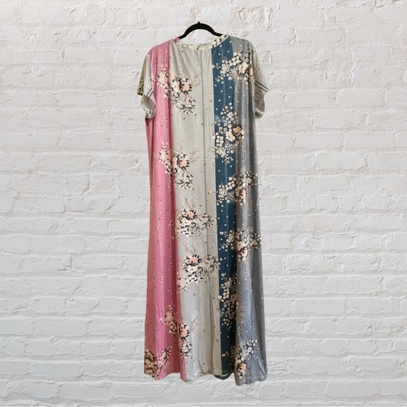 156. NORACORA Floral Maxi Dress - Size XXL - Picture 2 of 6